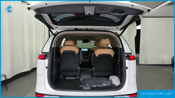 KIA CARNIVAL 9-SEATER NOBLESSE