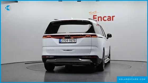 KIA CARNIVAL 9-SEATER SIGNATURE