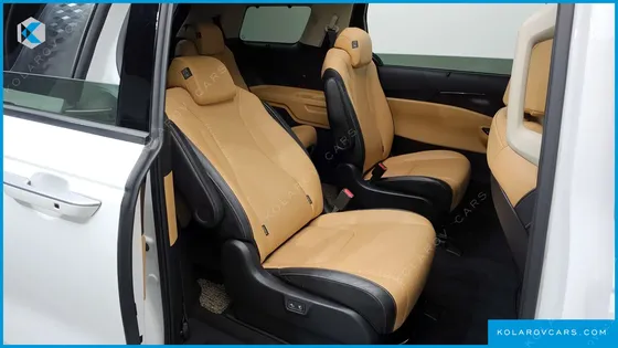 KIA CARNIVAL 9-SEATER SIGNATURE