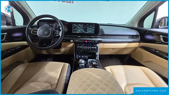 KIA CARNIVAL GASOLINE 7-SEATER SIGNATURE