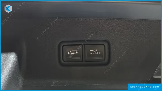 KIA CARNIVAL GASOLINE 7-SEATER SIGNATURE