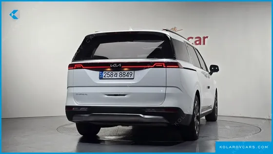 KIA CARNIVAL GASOLINE 9-SEATER SIGNATURE