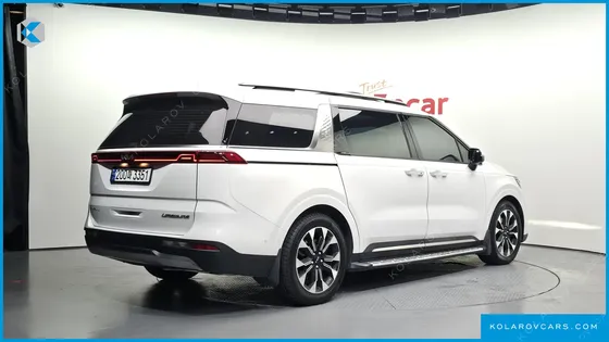 KIA CARNIVAL 7-SEATER SIGNATURE