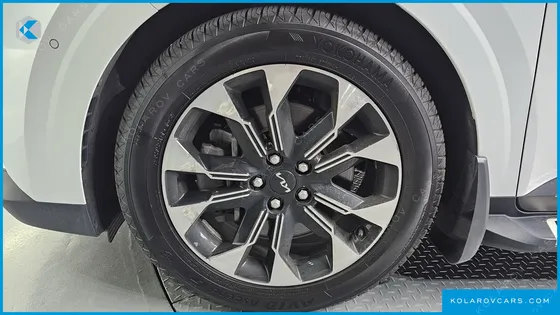 KIA CARNIVAL 7-SEATER SIGNATURE