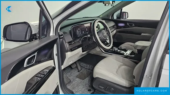 KIA CARNIVAL 7-SEATER SIGNATURE