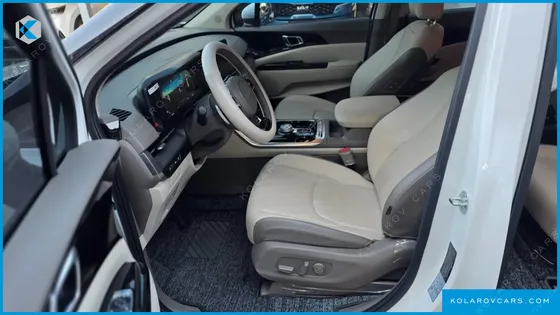 KIA CARNIVAL 9-SEATER NOBLESSE