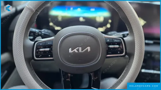 KIA CARNIVAL 9-SEATER NOBLESSE
