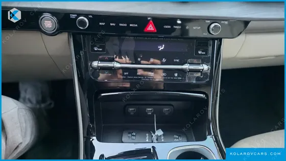 KIA CARNIVAL 9-SEATER NOBLESSE