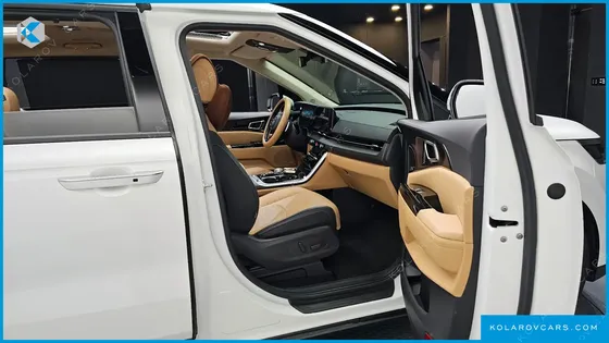 KIA CARNIVAL 9-SEATER SIGNATURE