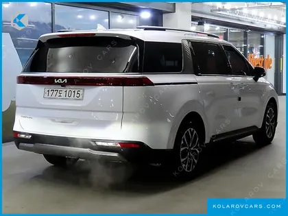 KIA CARNIVAL GASOLINE 9-SEATER SIGNATURE