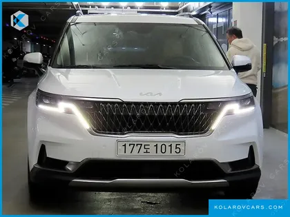 KIA CARNIVAL GASOLINE 9-SEATER SIGNATURE