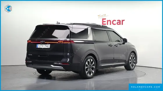 KIA CARNIVAL 9-SEATER SIGNATURE