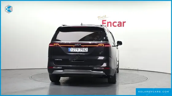 KIA CARNIVAL 9-SEATER SIGNATURE