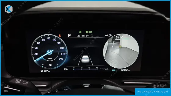 KIA CARNIVAL 7-SEATER SIGNATURE