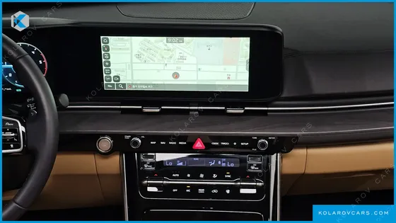 KIA CARNIVAL 7-SEATER SIGNATURE