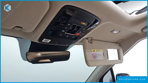 KIA CARNIVAL 7-SEATER SIGNATURE