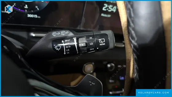 KIA CARNIVAL 7-SEATER NOBLESSE