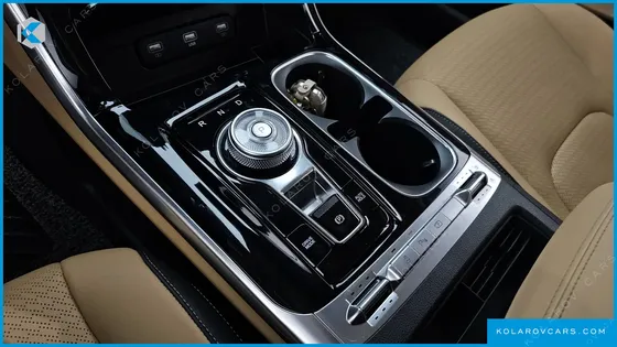 KIA CARNIVAL GASOLINE 7-SEATER SIGNATURE