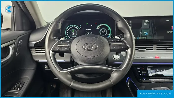 HYUNDAI GRANDEUR EXCLUSIVE