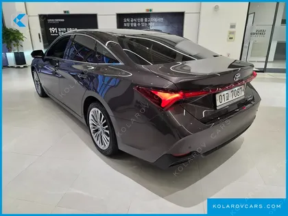 TOYOTA AVALON 2.5 HYBRID