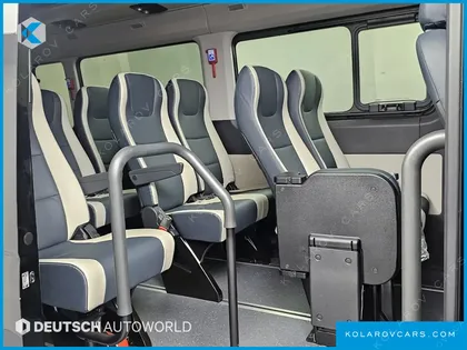 HYUNDAI SOLATI 15-SEATER