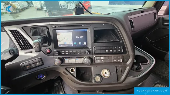 HYUNDAI EXCEED 10X4