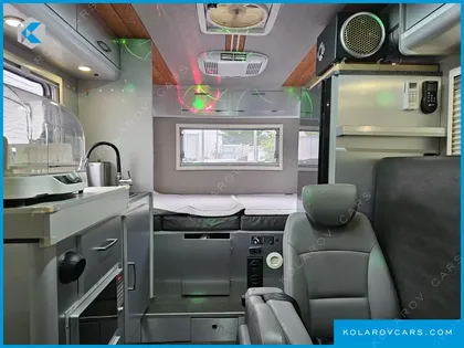 HYUNDAI GRAND STAREX NONE