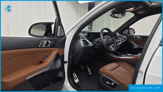BMW X5 M60I