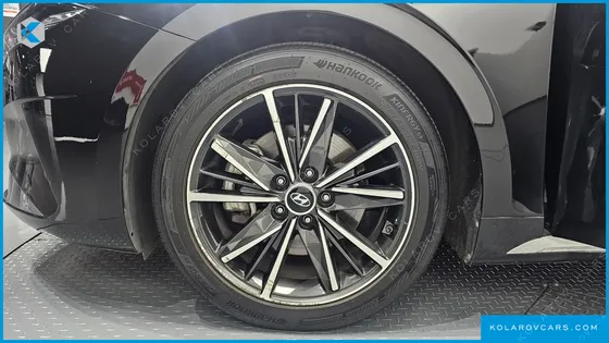 HYUNDAI GRANDEUR 2.5