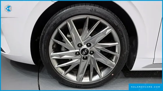 HYUNDAI GRANDEUR 2.5