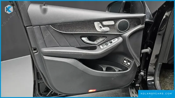 MERCEDES GLC-CLASS GLC300E 4MATIC COUPE