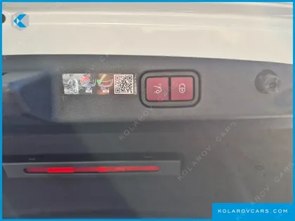 MERCEDES E-CLASS E200 AVANTGARDE