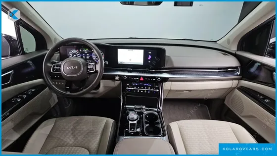 KIA CARNIVAL GASOLINE 9-SEATER HI-LIMOUSINE