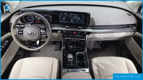 KIA CARNIVAL 9-SEATER NOBLESSE