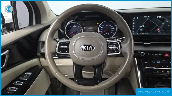KIA CARNIVAL 9-SEATER NOBLESSE
