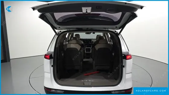 KIA CARNIVAL 9-SEATER NOBLESSE