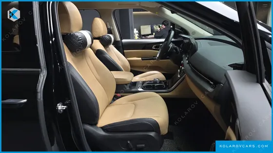 KIA CARNIVAL 9-SEATER NOBLESSE