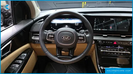 KIA CARNIVAL 9-SEATER NOBLESSE