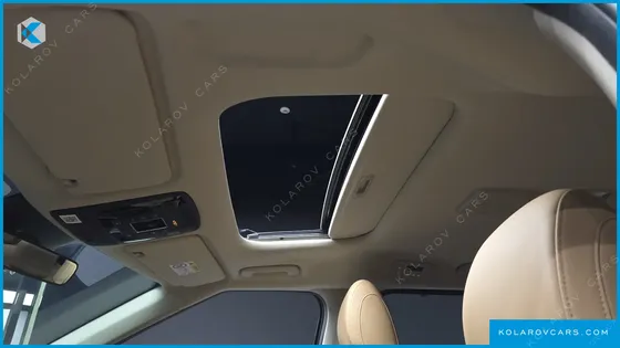 KIA CARNIVAL 9-SEATER NOBLESSE