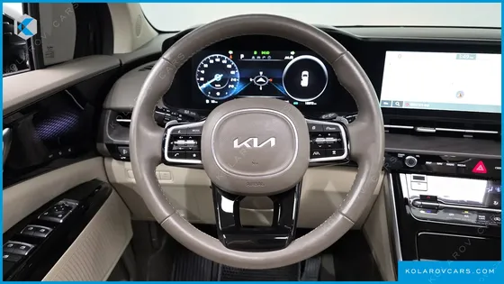 KIA CARNIVAL 9-SEATER SIGNATURE