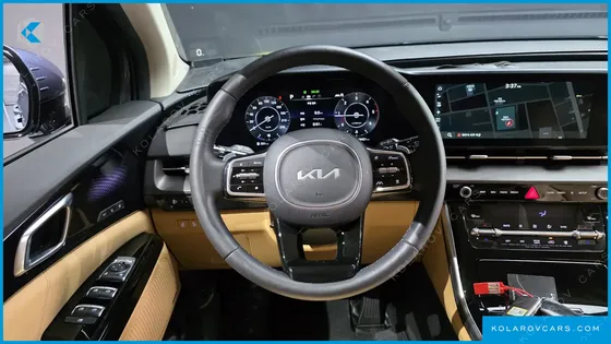 KIA CARNIVAL 9-SEATER SIGNATURE