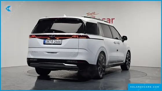 KIA CARNIVAL GASOLINE 7-SEATER SIGNATURE