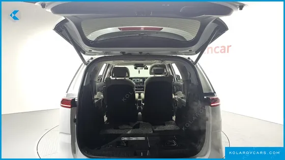 KIA CARNIVAL GASOLINE 7-SEATER SIGNATURE