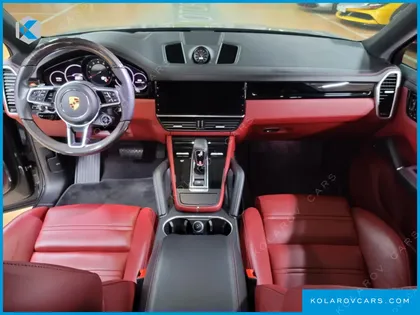 PORSCHE CAYENNE 3.0 COUPE