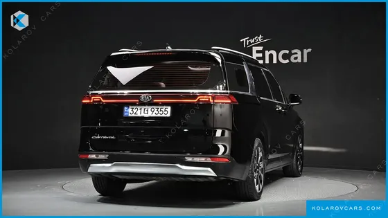 KIA CARNIVAL 9-SEATER NOBLESSE