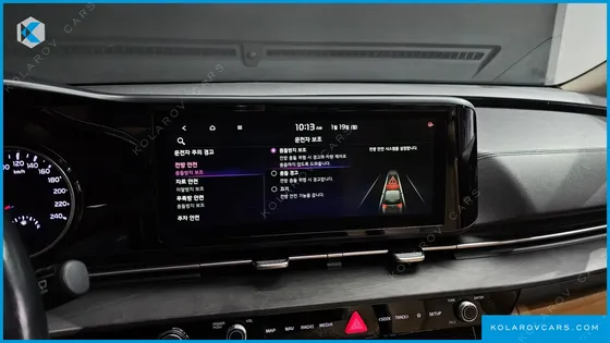 KIA CARNIVAL 9-SEATER NOBLESSE