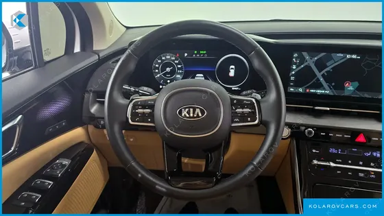 KIA CARNIVAL GASOLINE 9-SEATER SIGNATURE