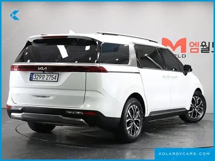 KIA CARNIVAL 9-SEATER NOBLESSE