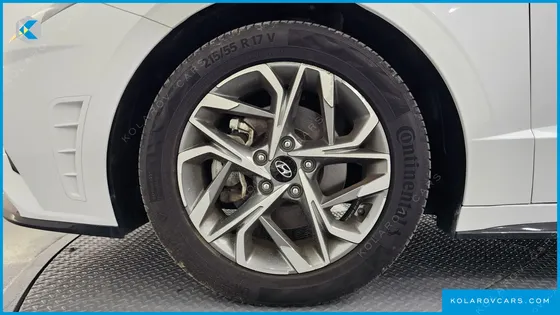 HYUNDAI SONATA 2.0