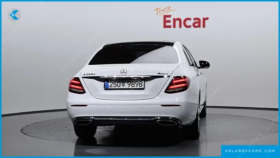MERCEDES E-CLASS E220D EXCLUSIVE